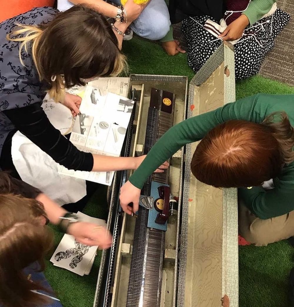 Knitting Machine post image